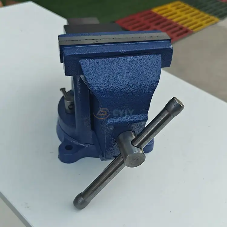 பயன்பாட்டு பெஞ்ச் வைஸ்